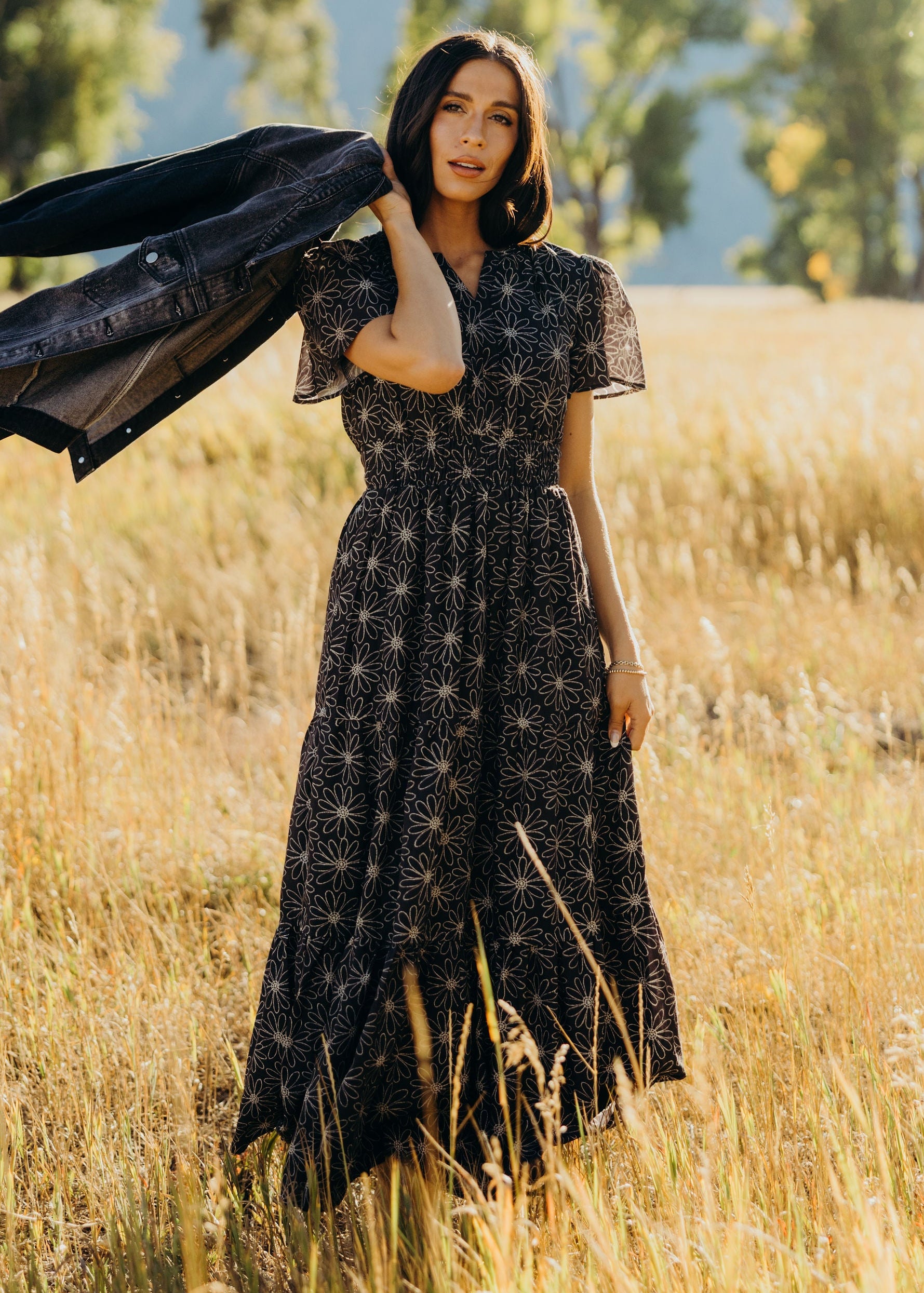 THE GILLIE IN BLACK SUNFLOWER