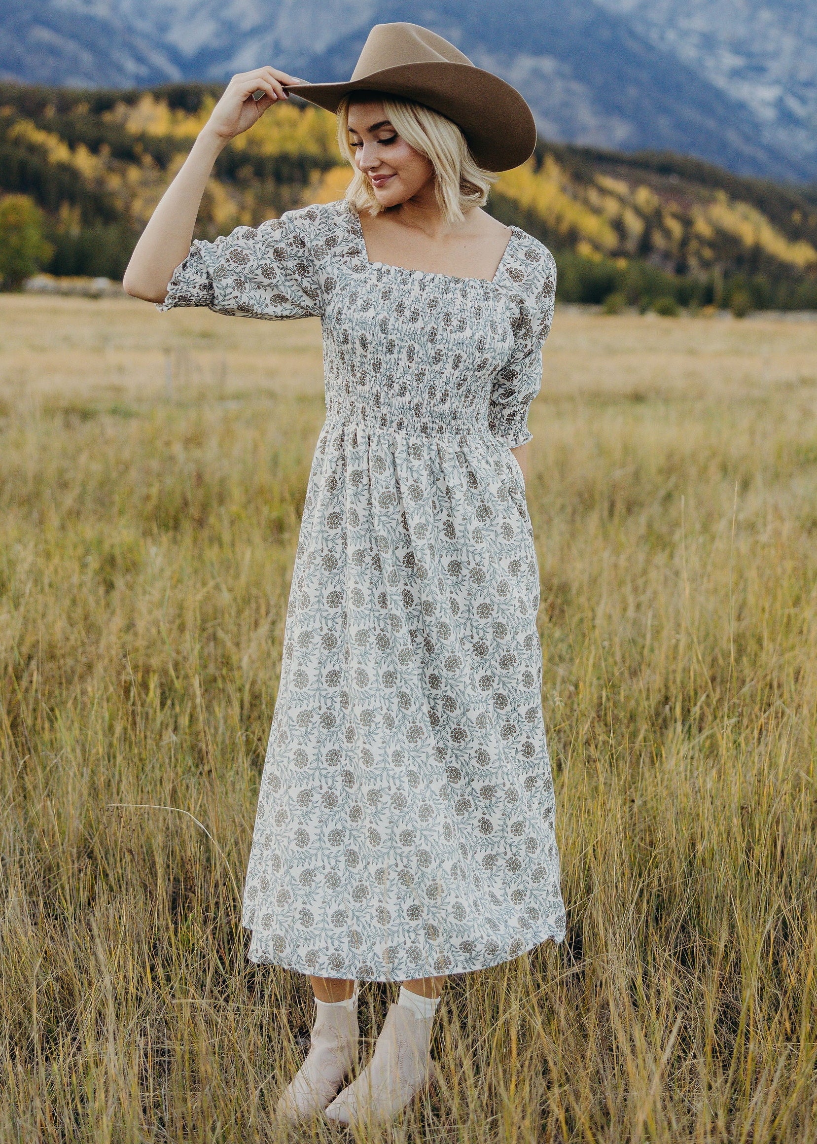 THE PEPPER IN TIMELESS BOTANICA