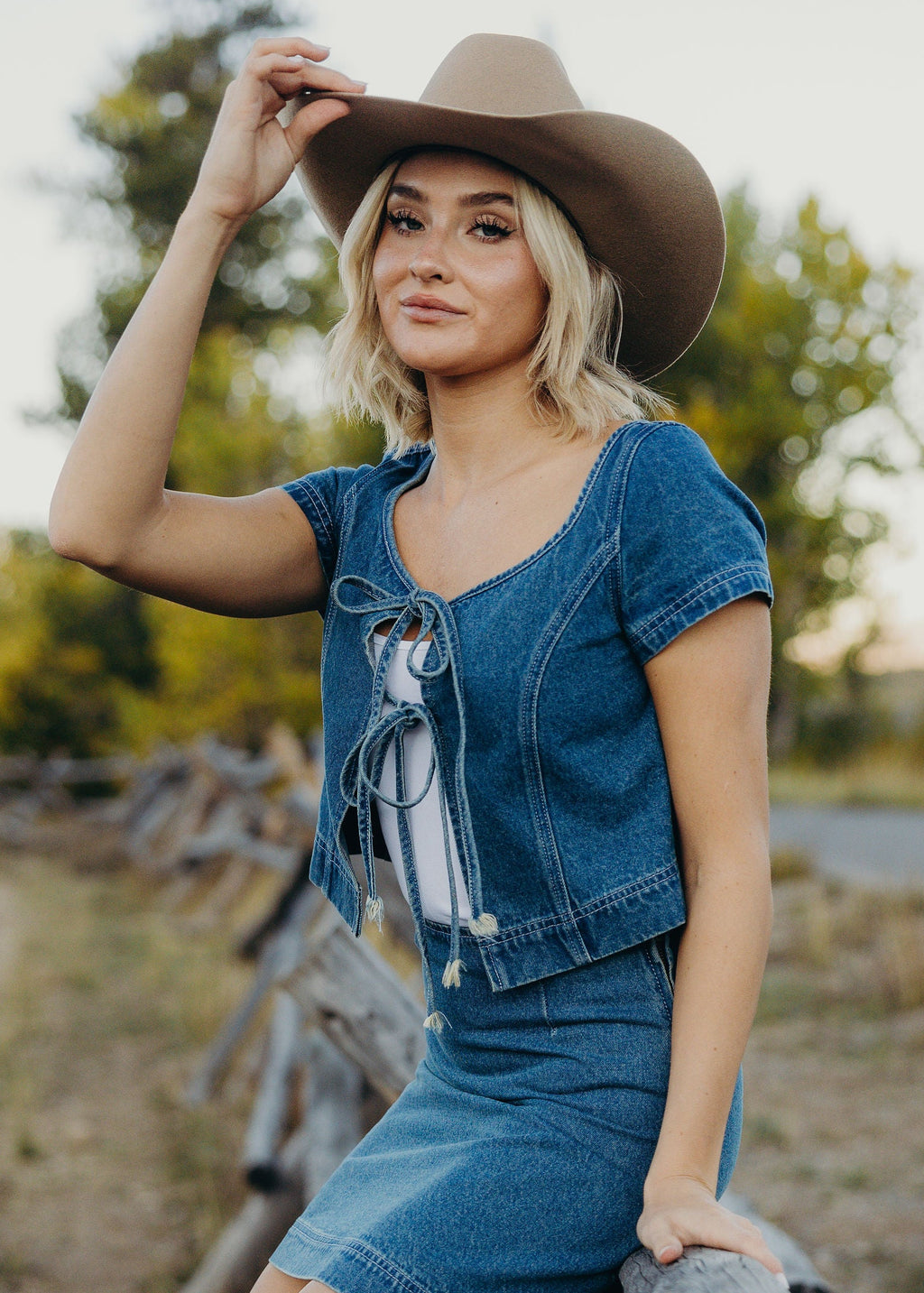 DENIM BLOUSE IN DAYBREAK DENIM