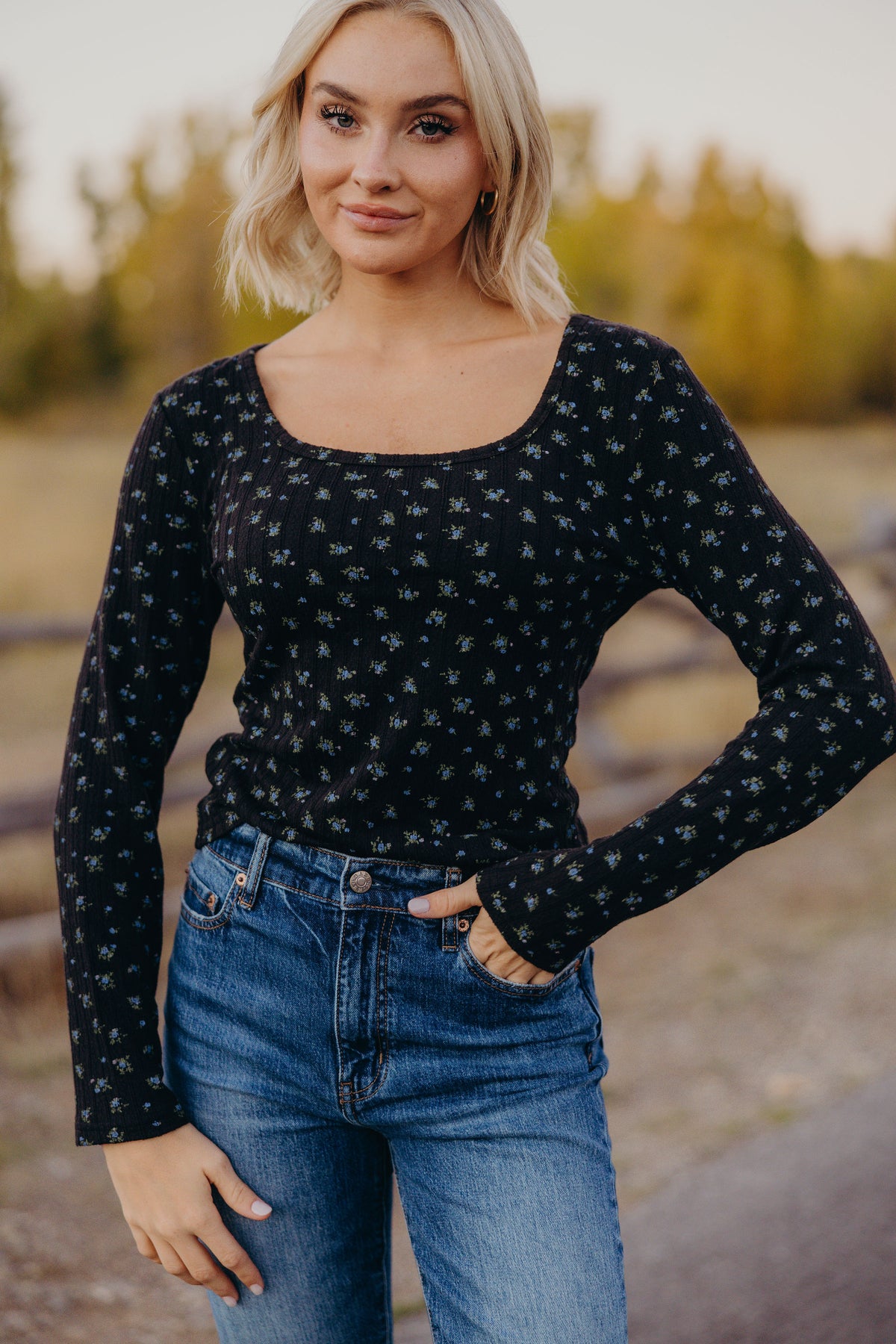 LONG SLEEVE SCOOP TEE IN TWILIGHT BARK