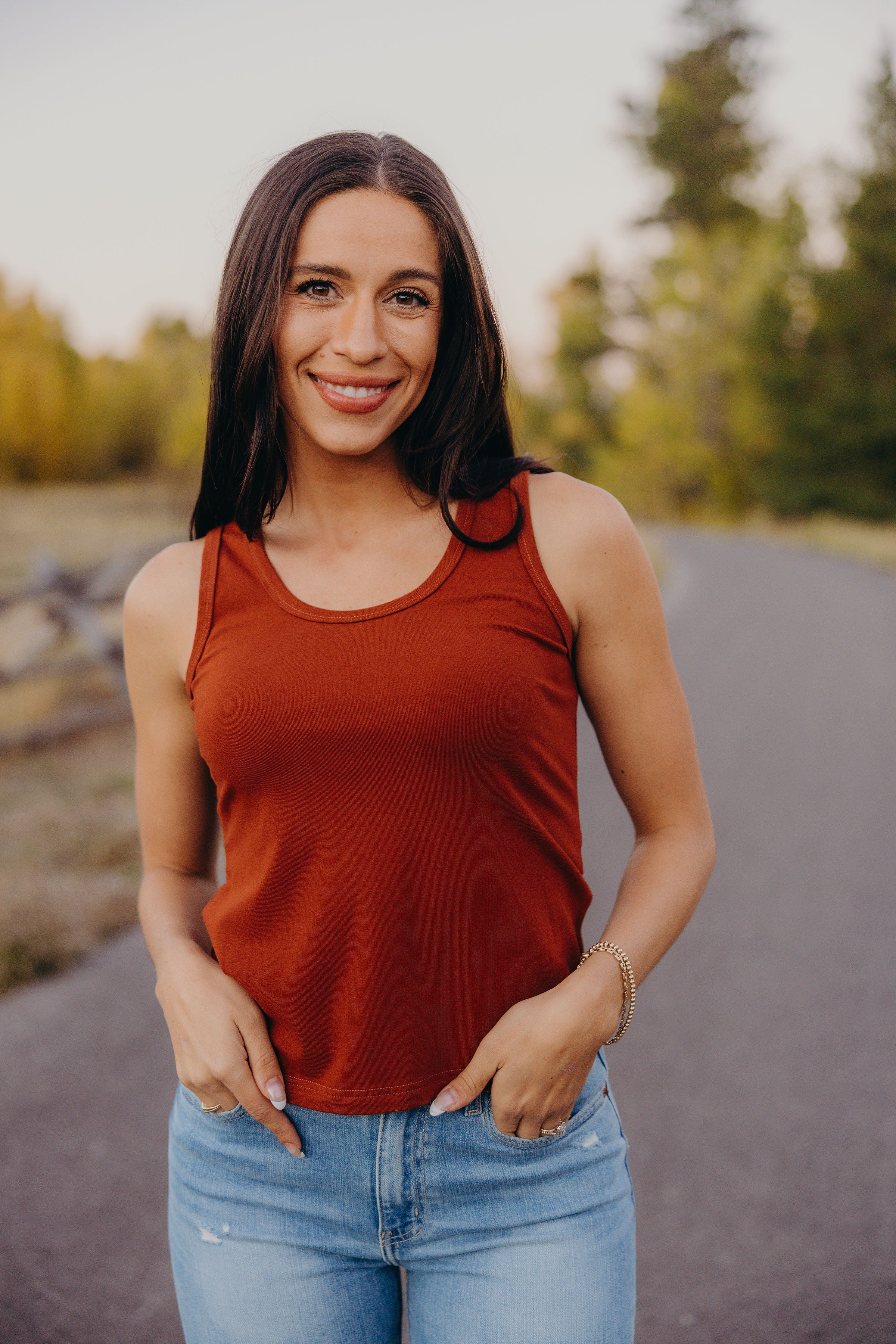 SCOOP NECK TANK TOP IN AUTUMN SPICE