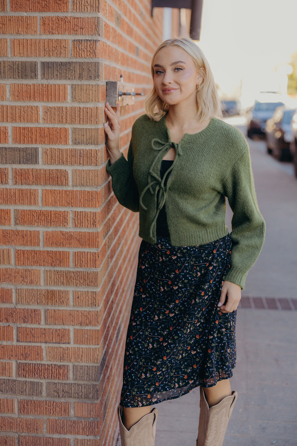 MIDI SLIP SKIRT IN BLACKFERN