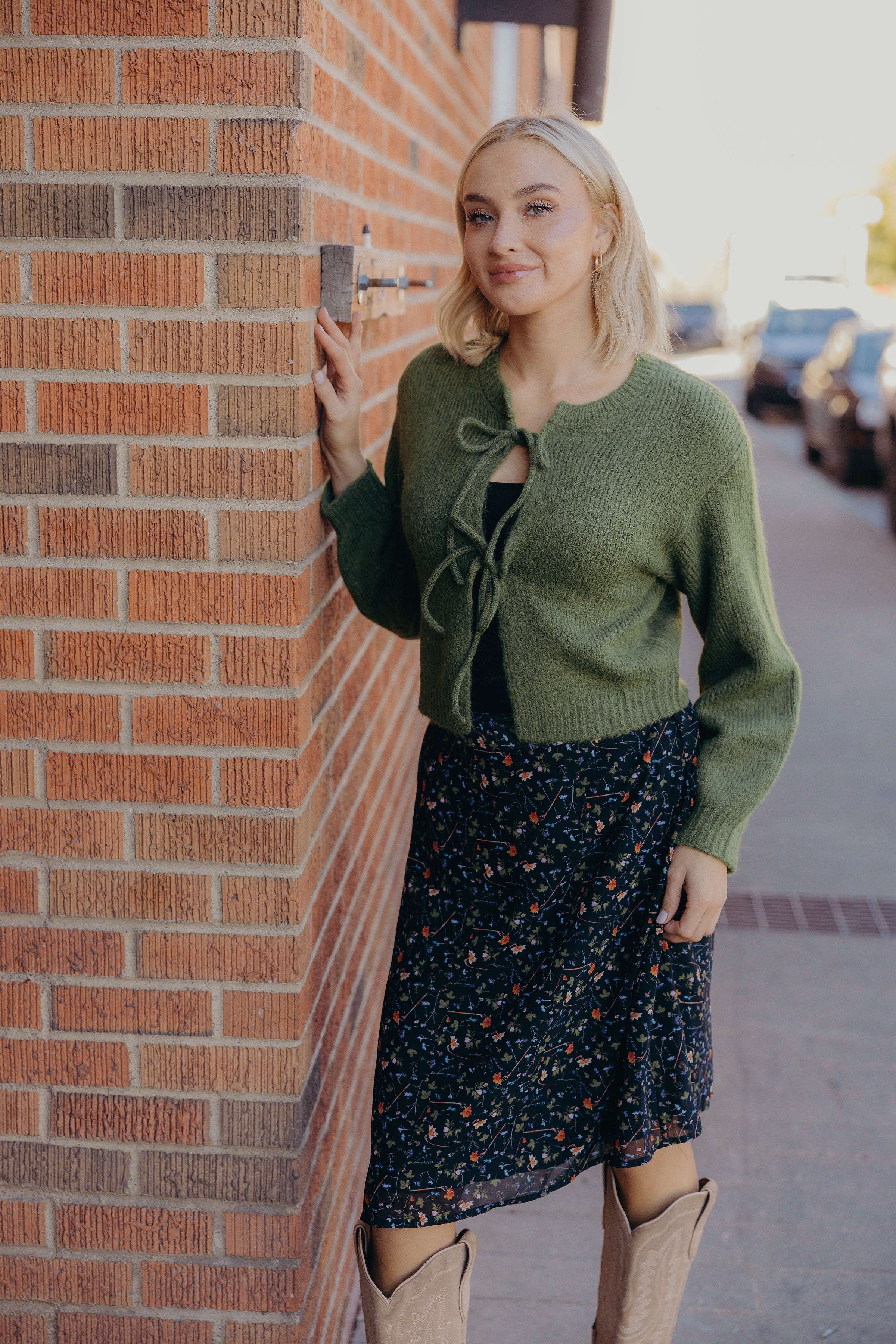MIDI SLIP SKIRT IN BLACKFERN