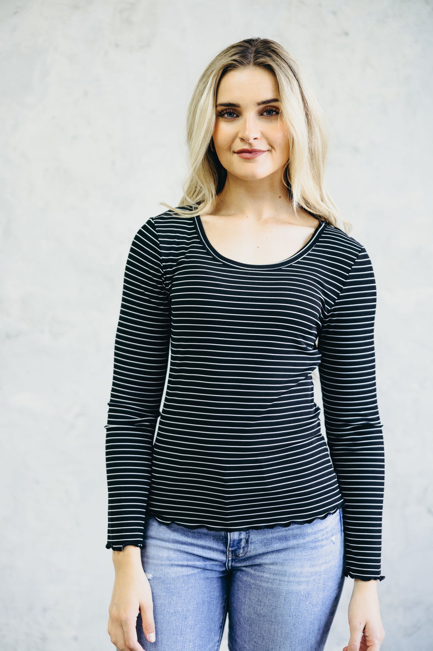 LONG SLEEVE RIBBED TEE IN BLACK STRIPE FINAL SALE