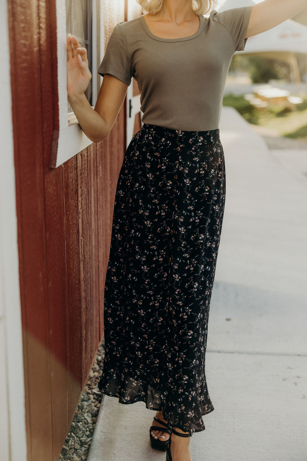 SLIT FRONT MAXI IN APRICOT BURST FINAL SALE