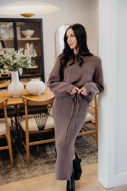 MIDI SWEATER SKIRT IN OAK