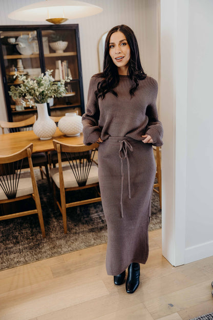 MIDI SWEATER SKIRT IN OAK