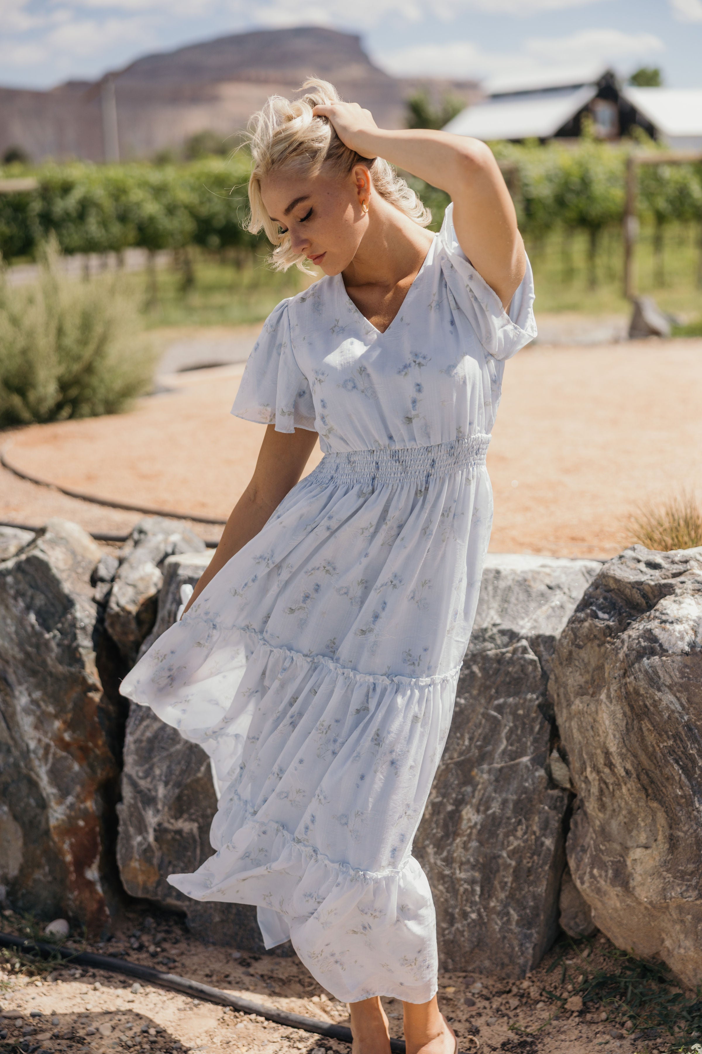 THE EDEN IN WHIMSICAL PETAL