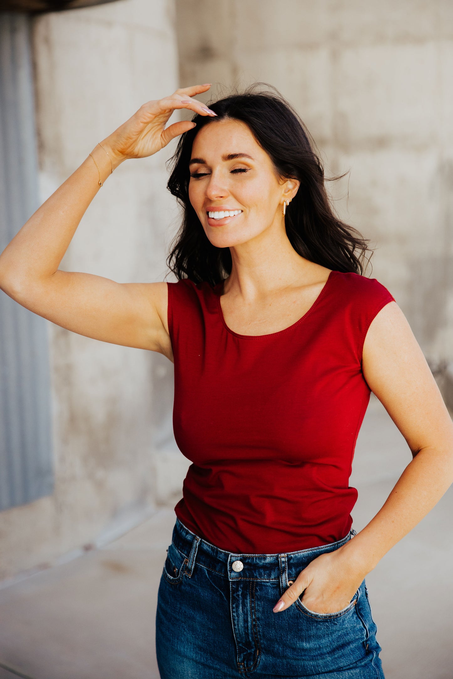 LAYERING CAP SLEEVE IN RUBY RED