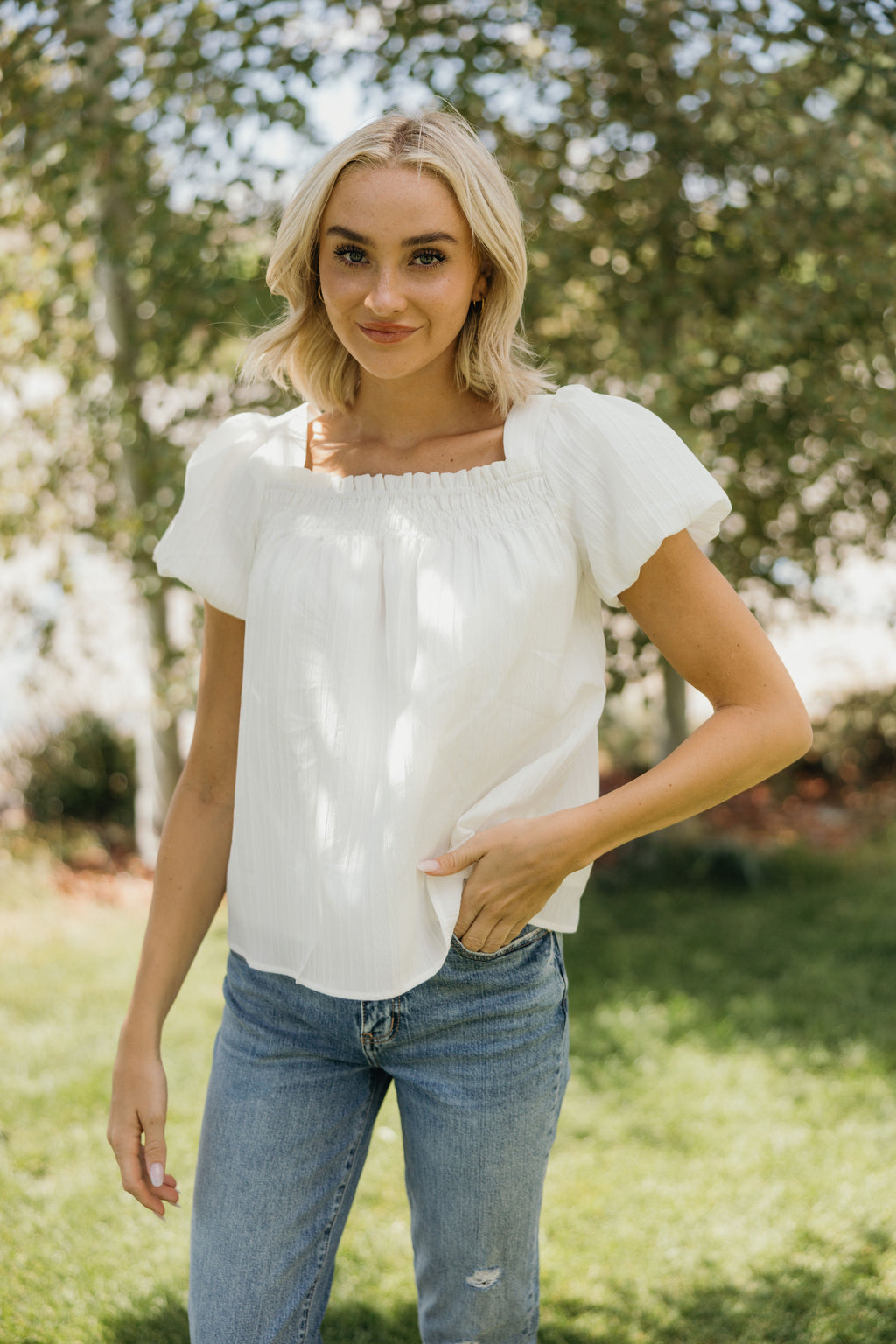 WOVEN CRINKLE TOP IN OFF WHITE