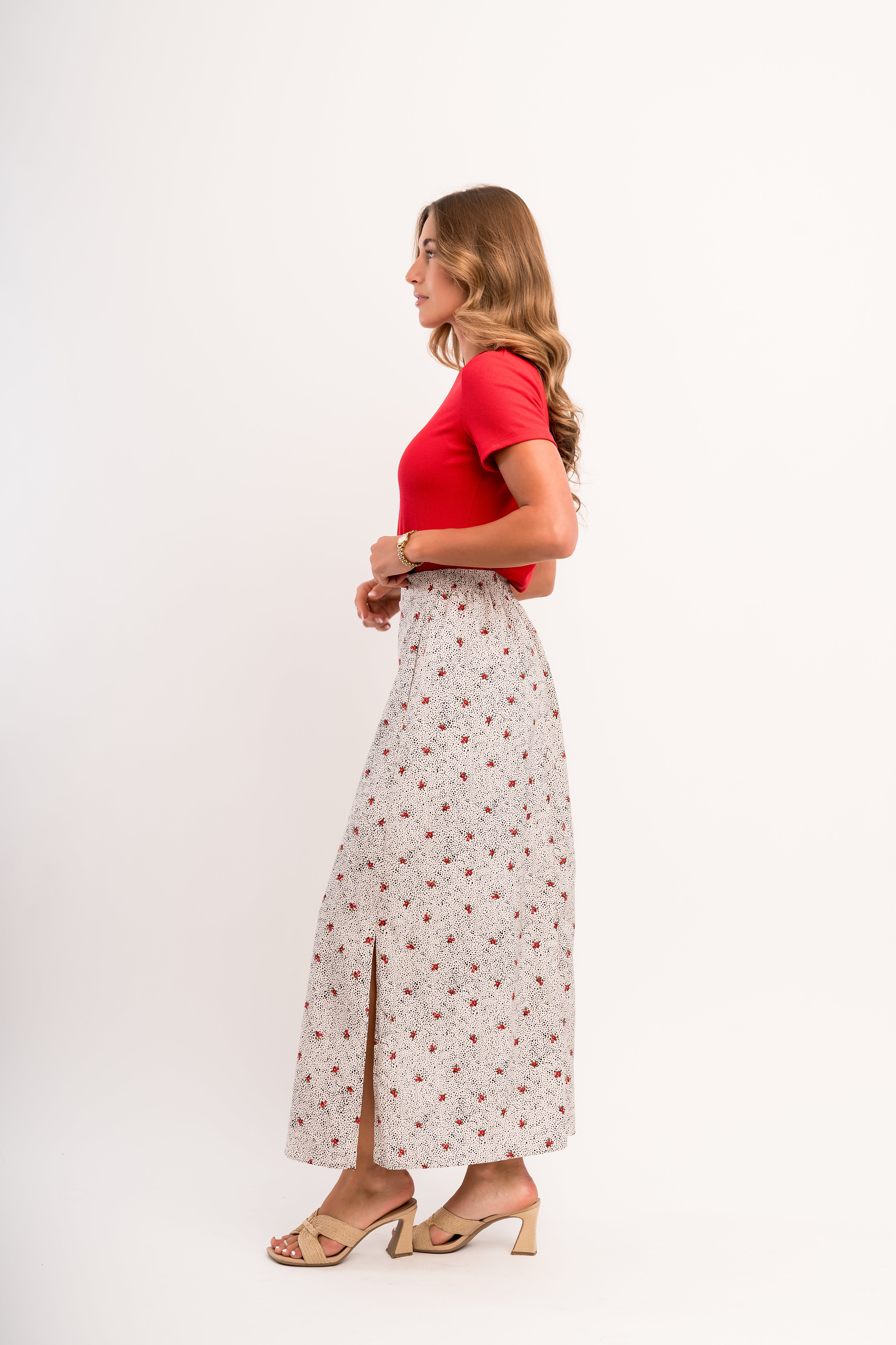 SHORT SLEEVE RIBBED TEE IN POPPY RED