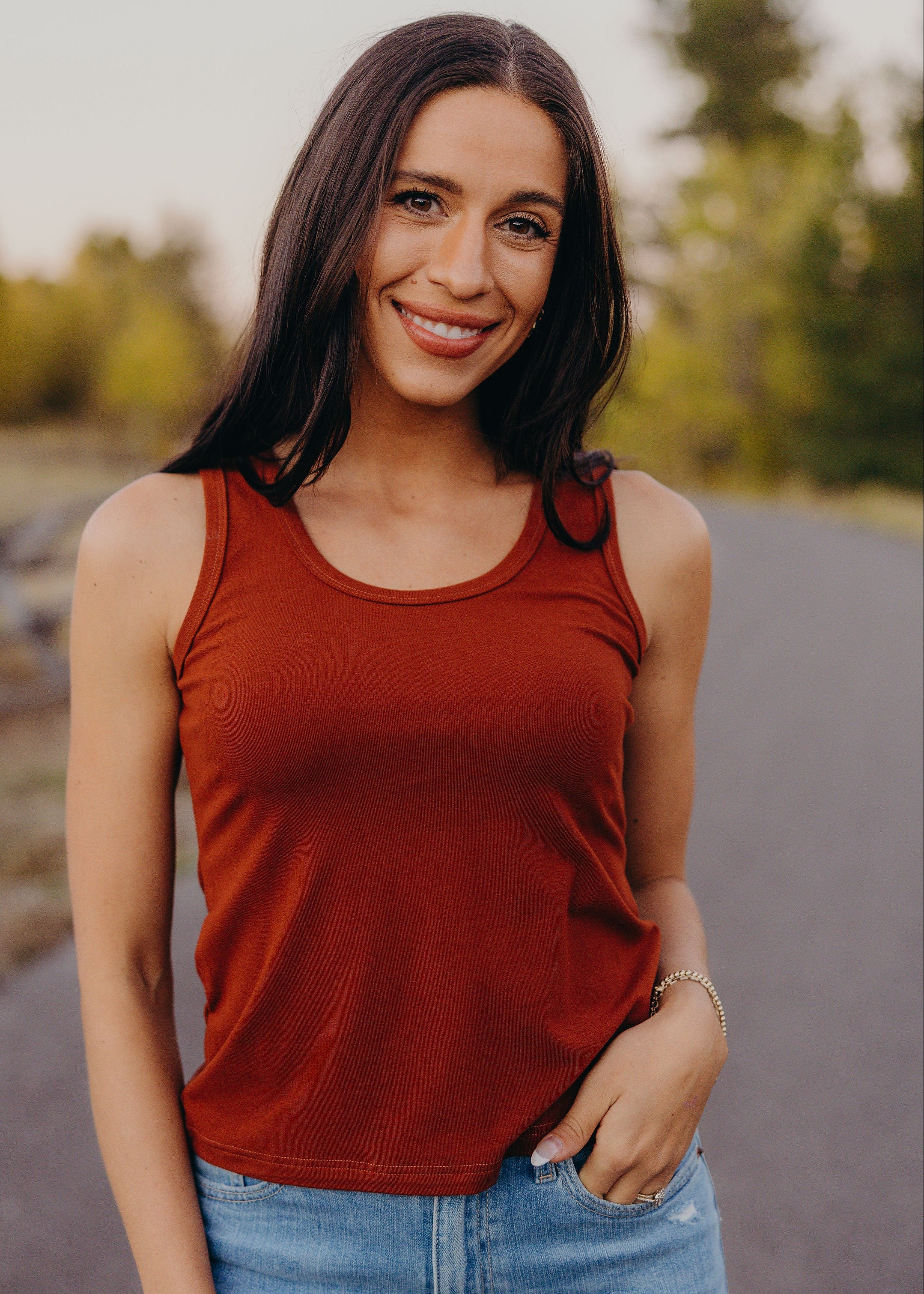 SCOOP NECK TANK TOP IN AUTUMN SPICE